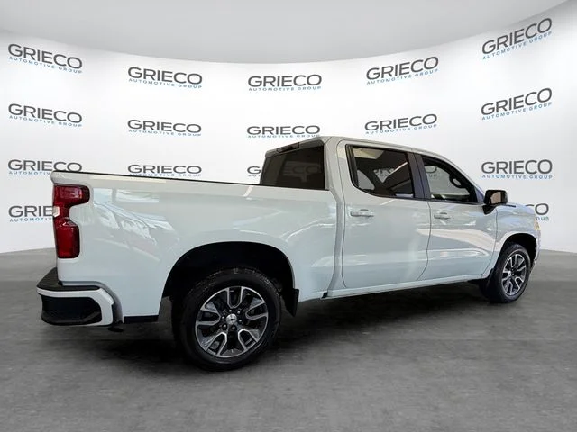 Used 2021 White Chevrolet RST image 7