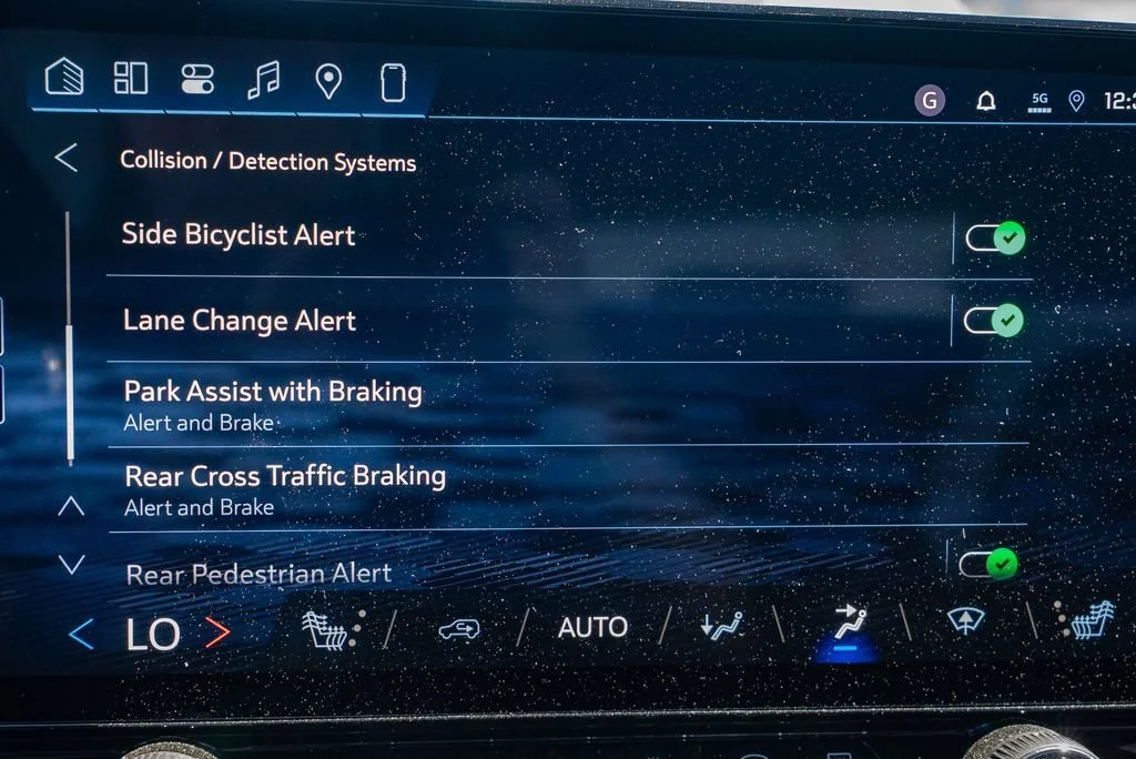 2026 Chevrolet Blazer EV LT - Photo 19