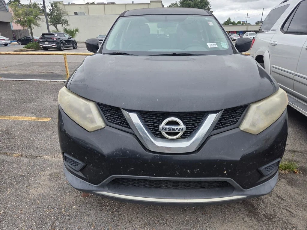 Used 2016 Black Nissan S image 2