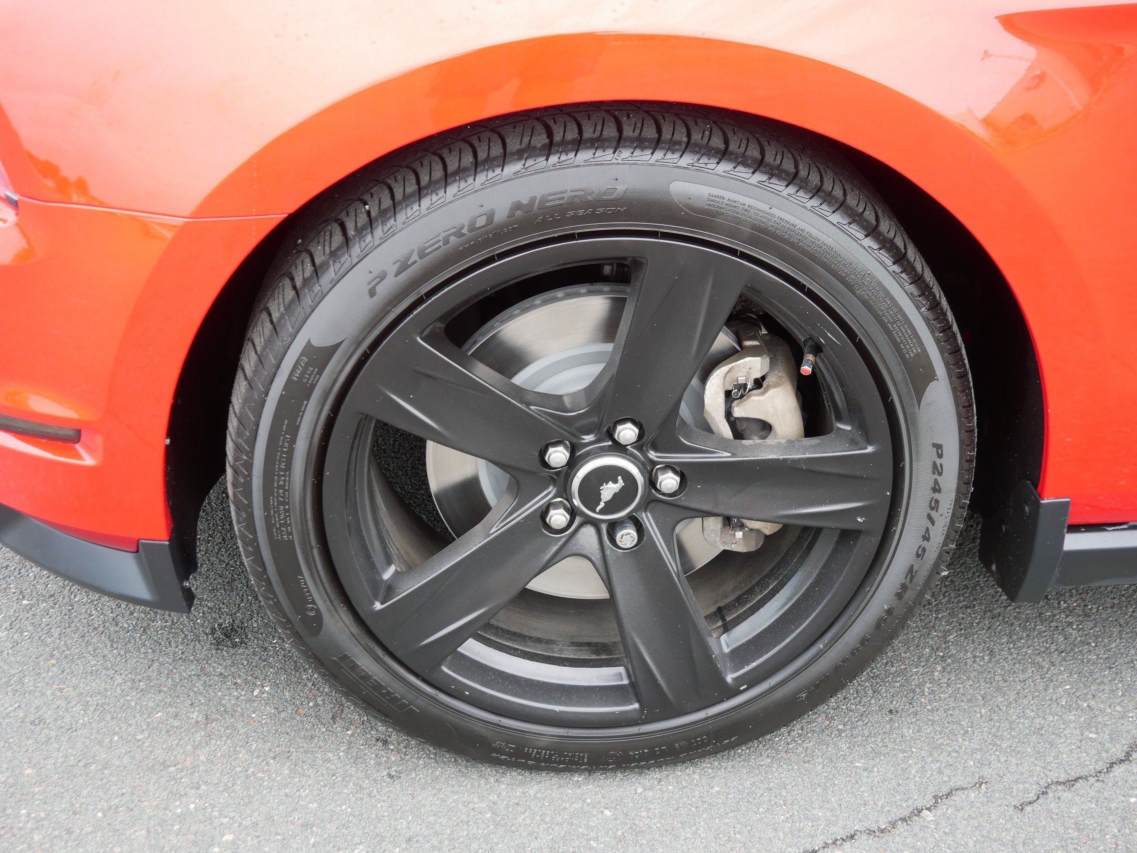 Used 2011 Red Ford GT image 9