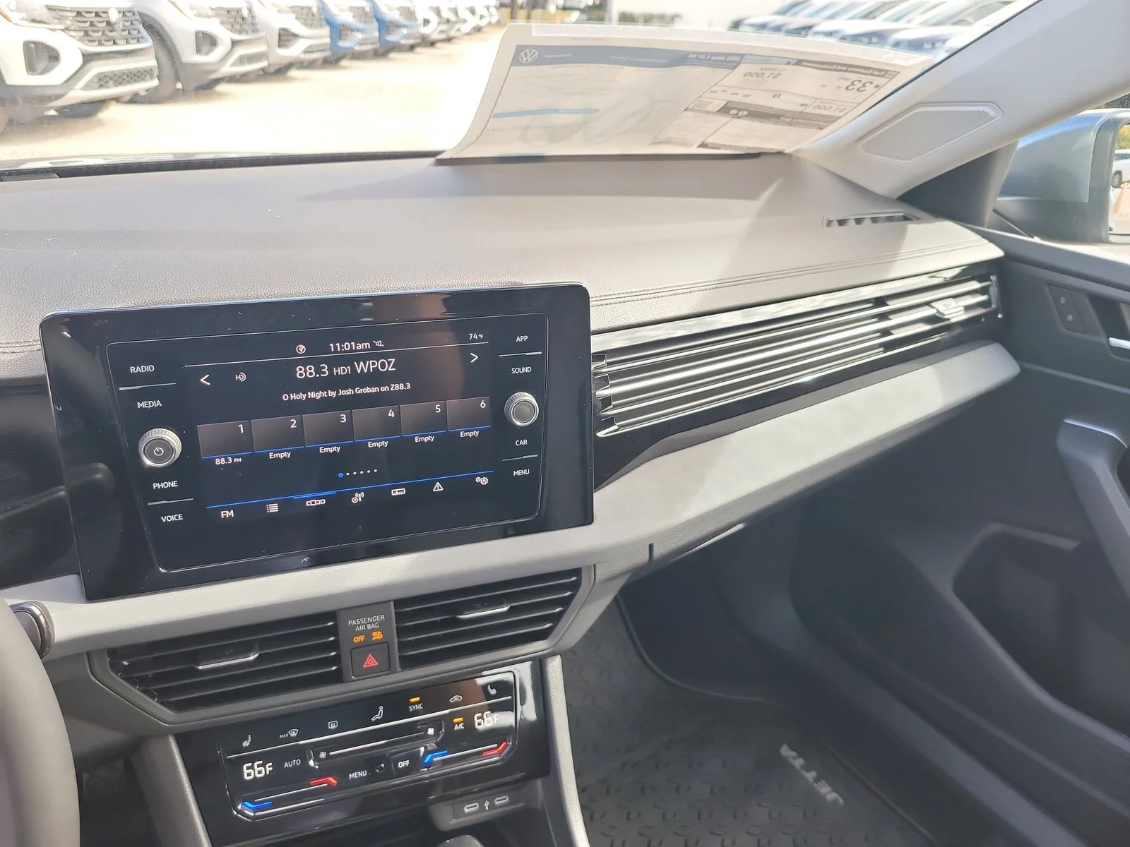 New 2026 Platinum Gray Metallic Volkswagen 1.5T SE image 21