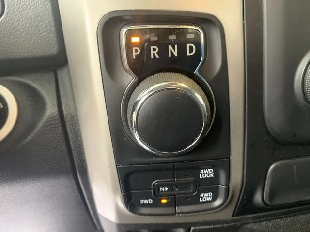Used 2019 White Ram Warlock image 21