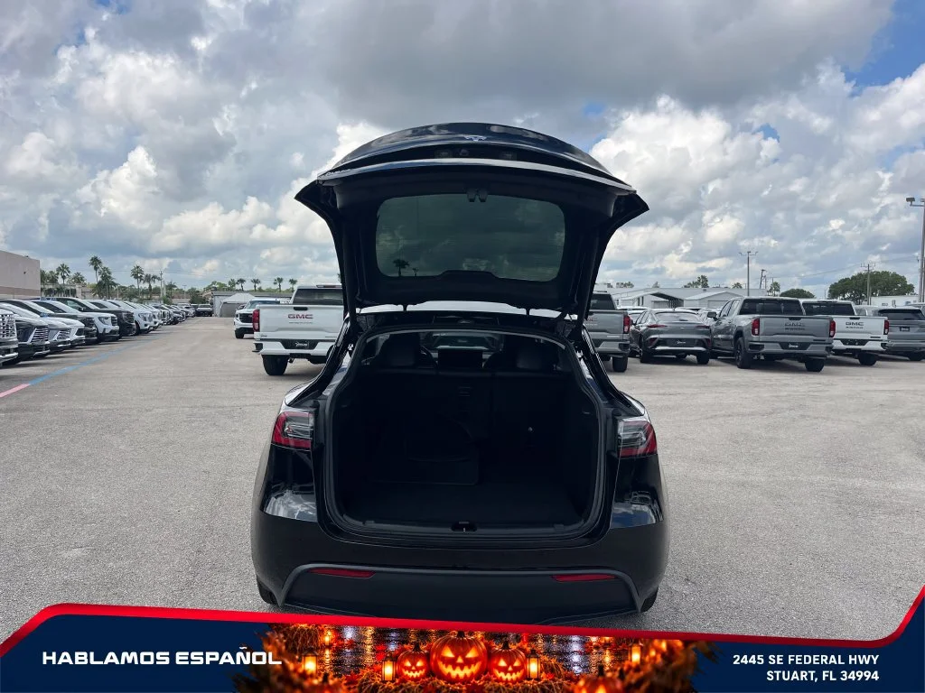 Used 2024  Tesla RWD *Ltd Avail* image 16