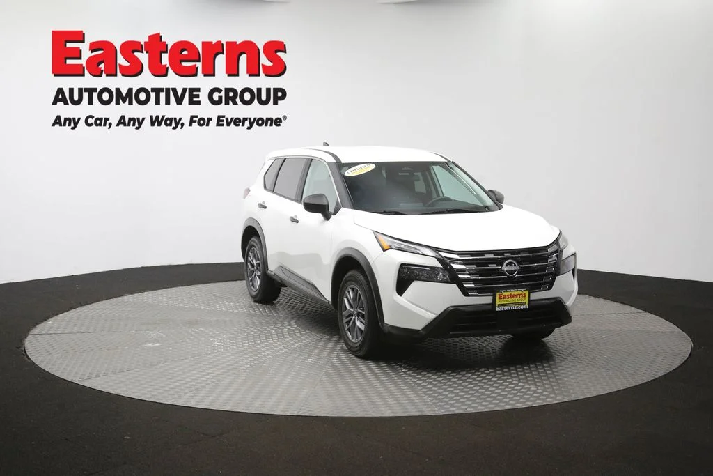 Used 2024 White Nissan S image 53