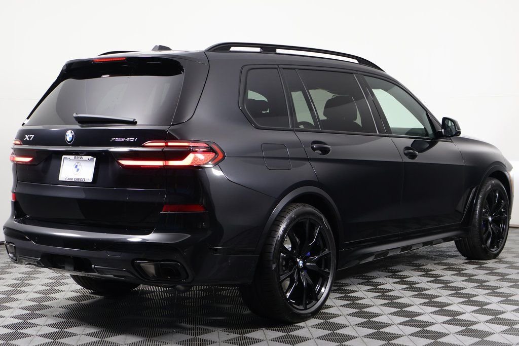 New 2027 Black Sapphire Metallic BMW xDrive40i image 2