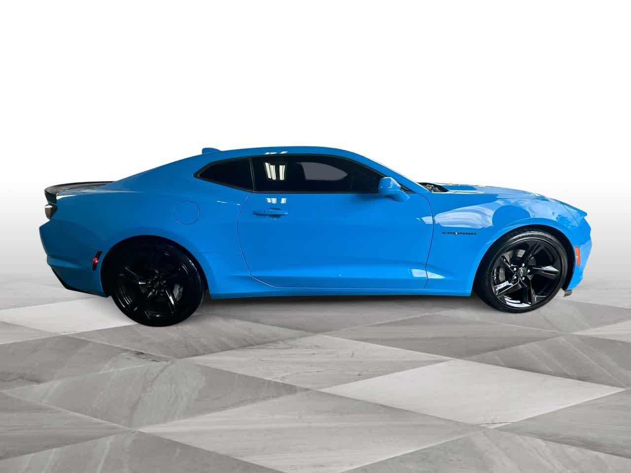 Used 2023 Rapid Blue Chevrolet 2SS image 9