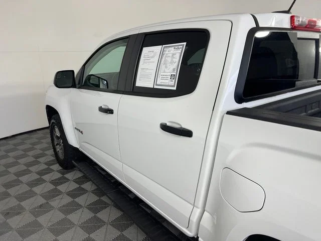 Certified Used 2021 Summit White GMC AT4 w/Leather image 10