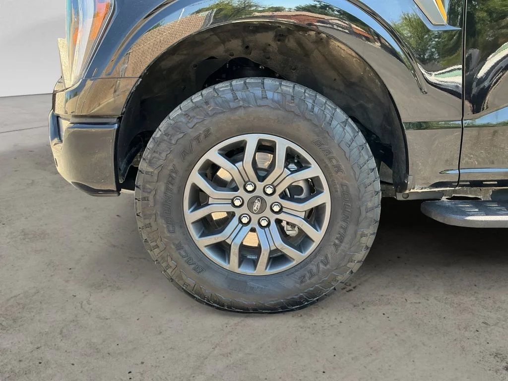 Used 2021 Black Ford Tremor image 9
