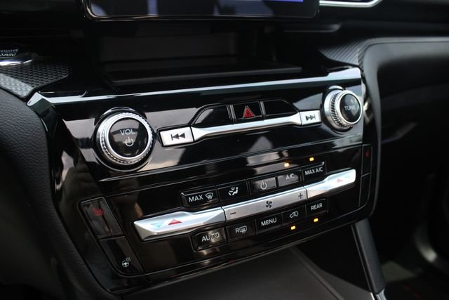 Used 2023 Gray Ford ST-Line image 18