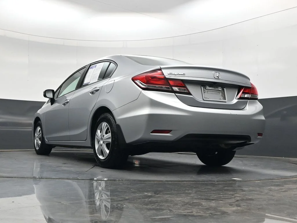 Used 2015 Silver Honda LX image 43