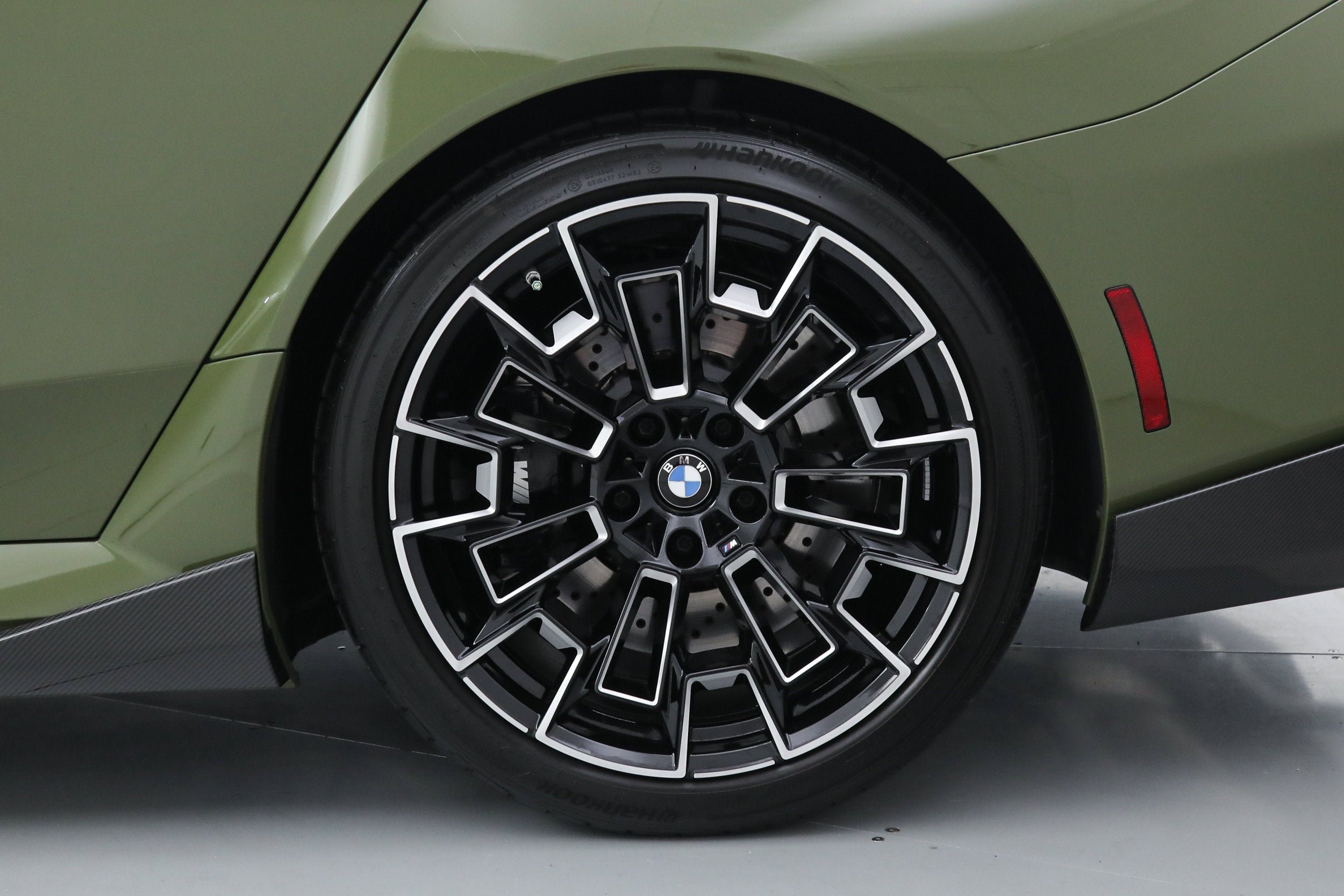 Used 2026 Urbran Green BMW  image 46