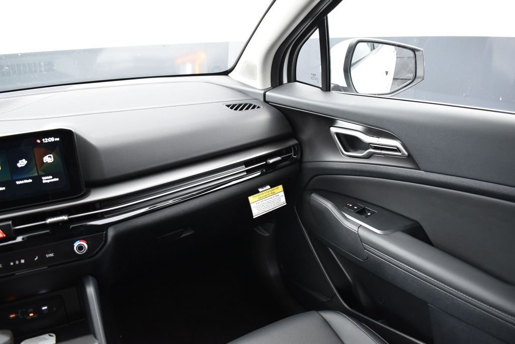 2026 Kia Sportage EX - Photo 13