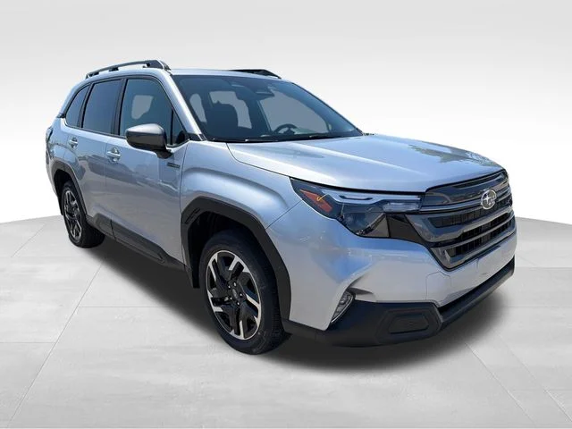 2026 Subaru Forester Premium Hybrid's photo
