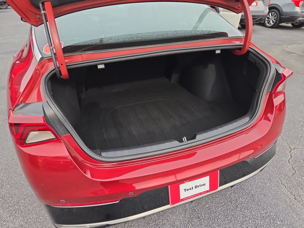 Used 2022 Passion Red Kia EX image 24