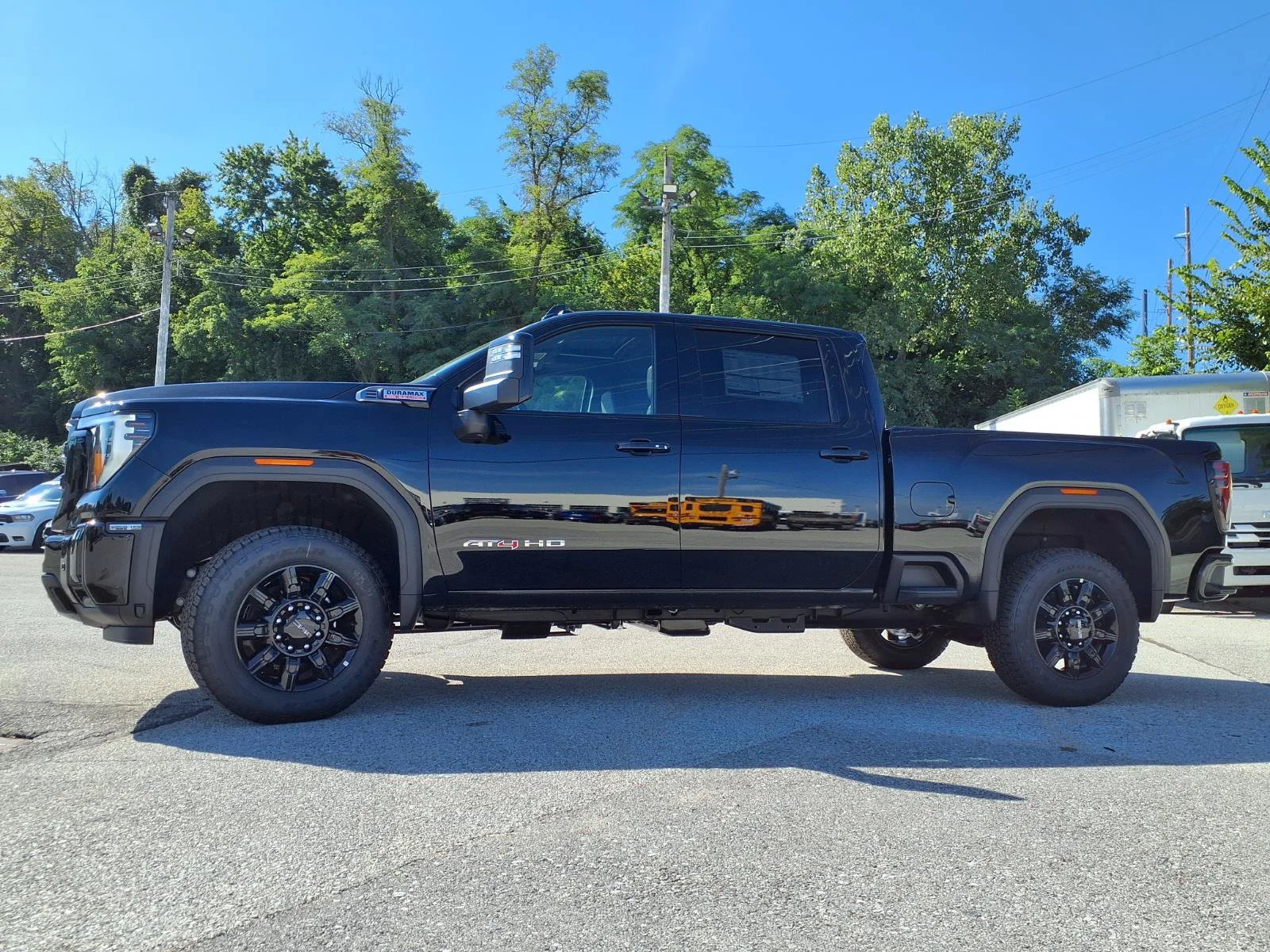 New 2026 Onyx Black GMC AT4 image 26
