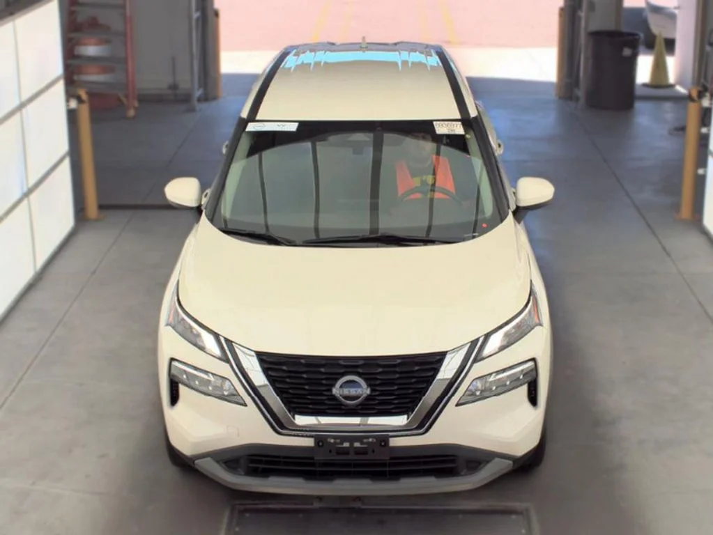 Used 2023 Pearl White Nissan SV image 2