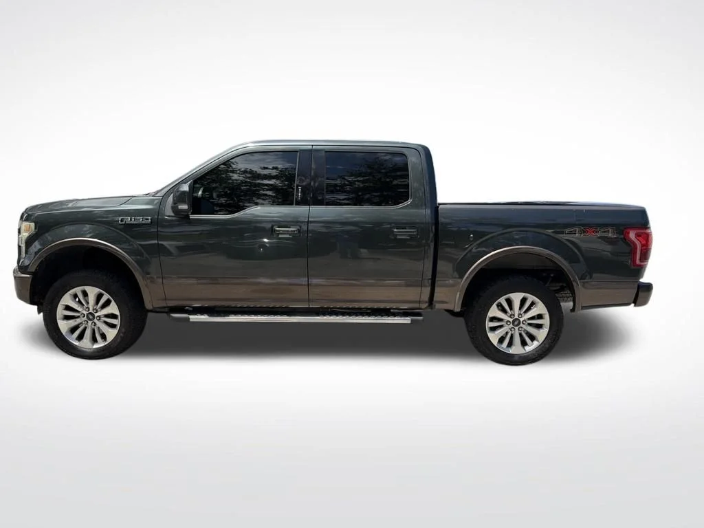 Used 2015 Green Gem Metallic Ford Lariat image 8