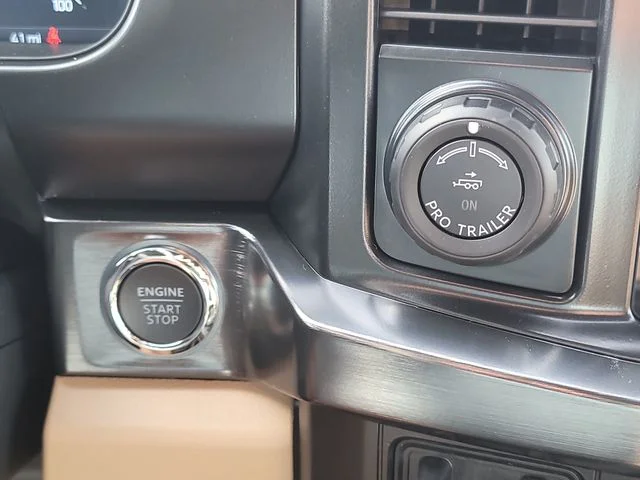 New 2026 Gray Ford Lariat image 30