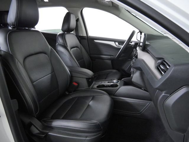 Used 2022 White Ford SEL image 13
