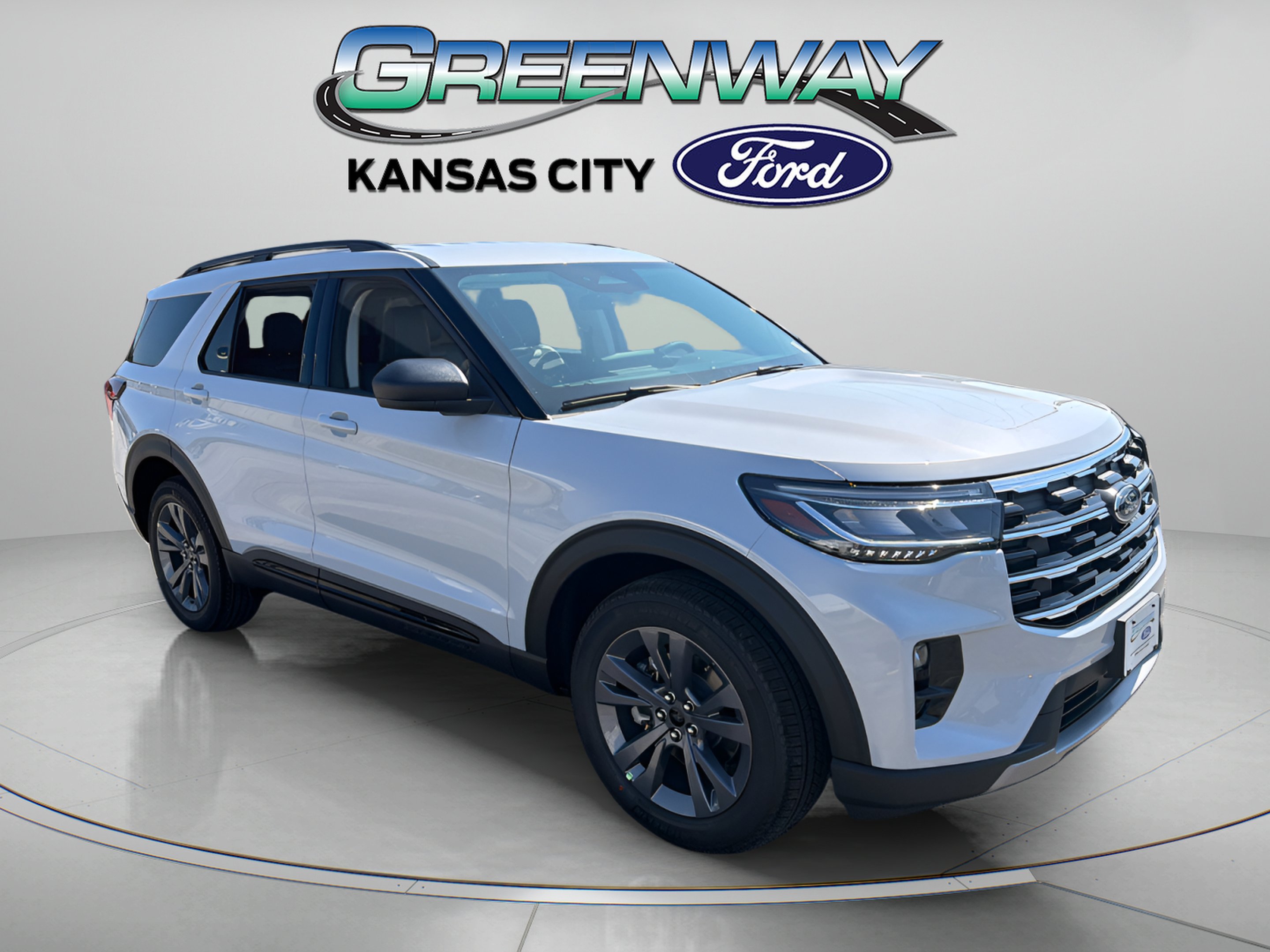 New 2026 Space White Metallic Ford Active image 1