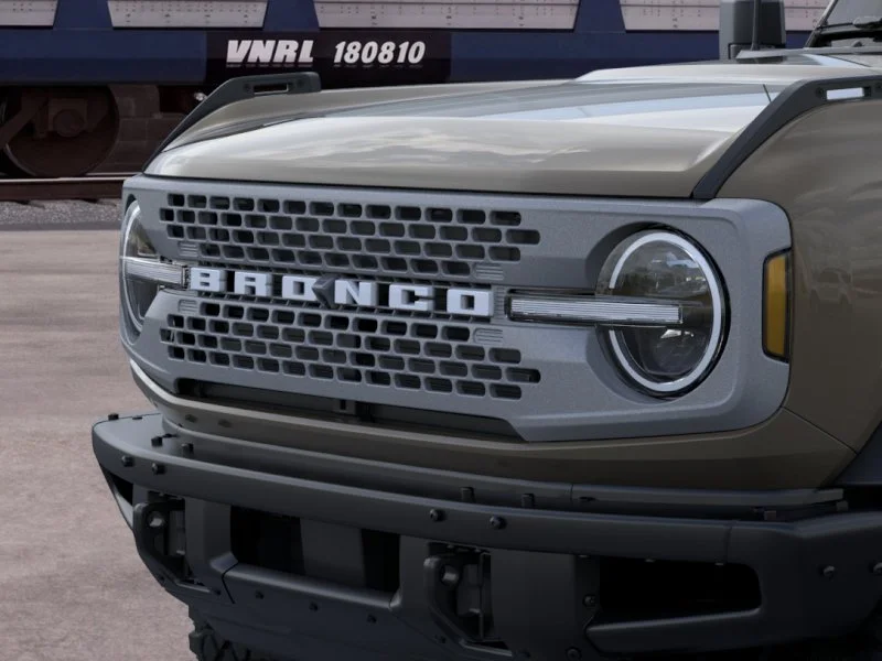 New 2026 Marsh Gray Ford Badlands® image 19