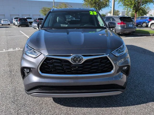 Used 2023 Gray Toyota Platinum image 9