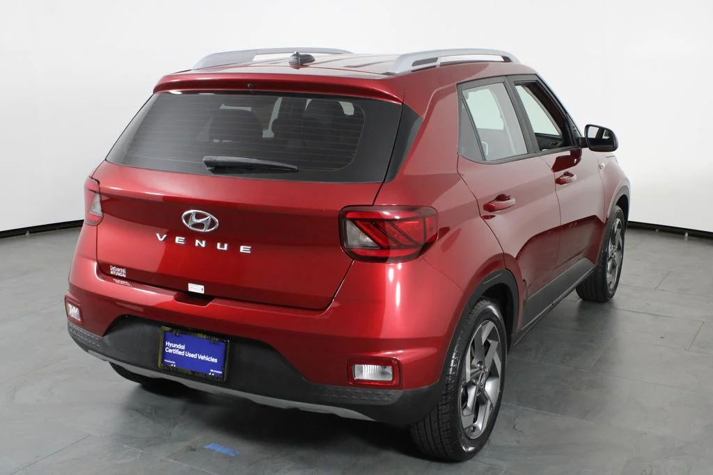 Used 2024 Red Hyundai Limited image 4