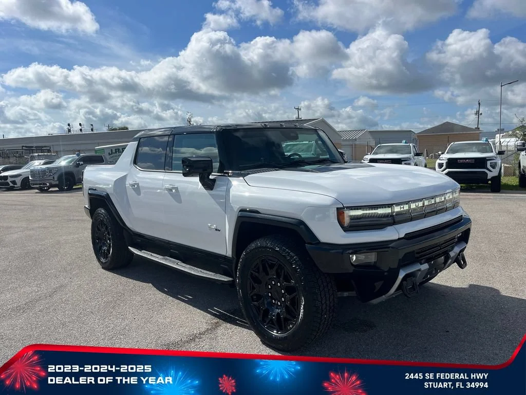 New 2026 Interstellar White GMC 2X image 2