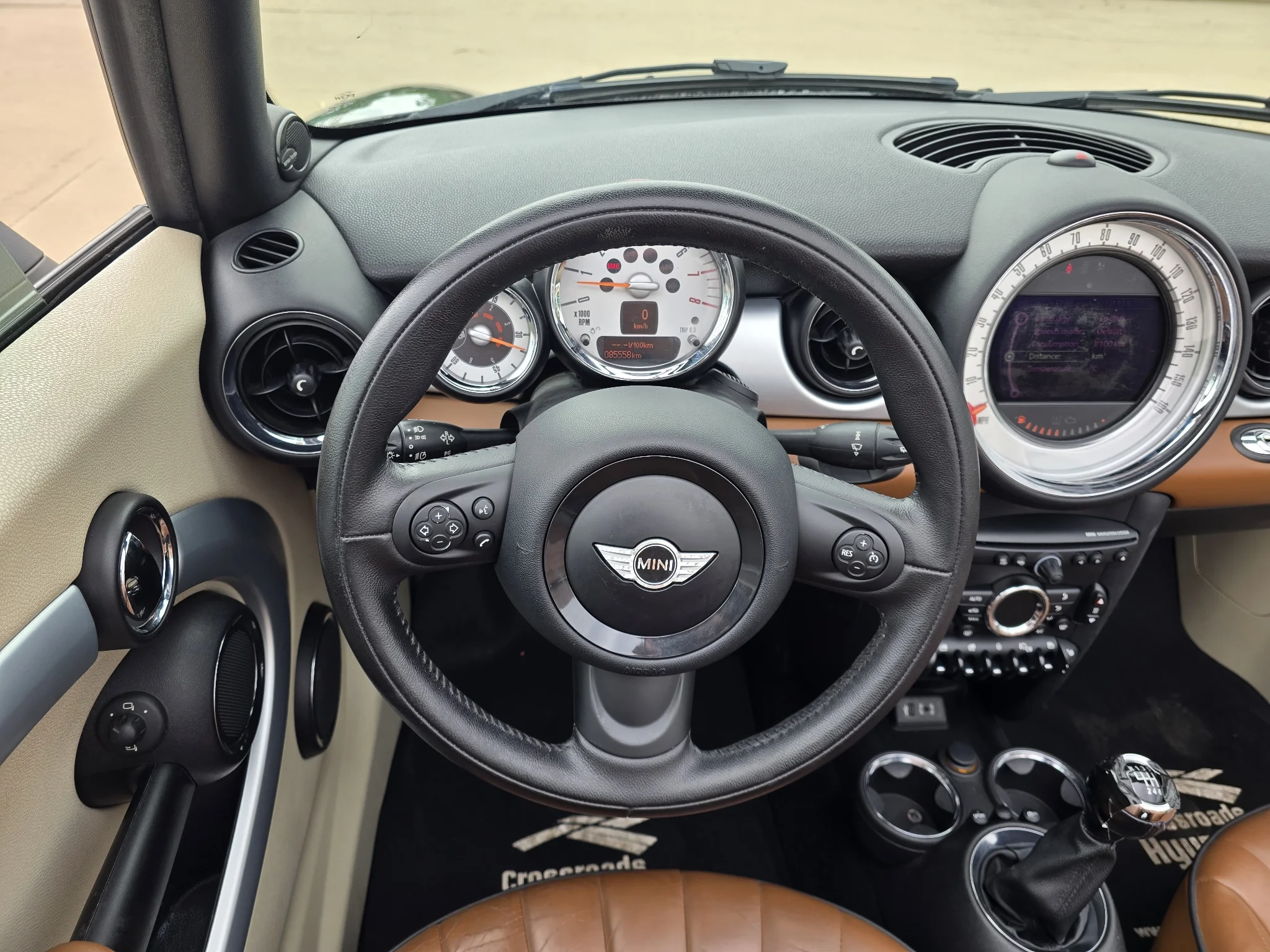 Used 2013 Green MINI S image 26