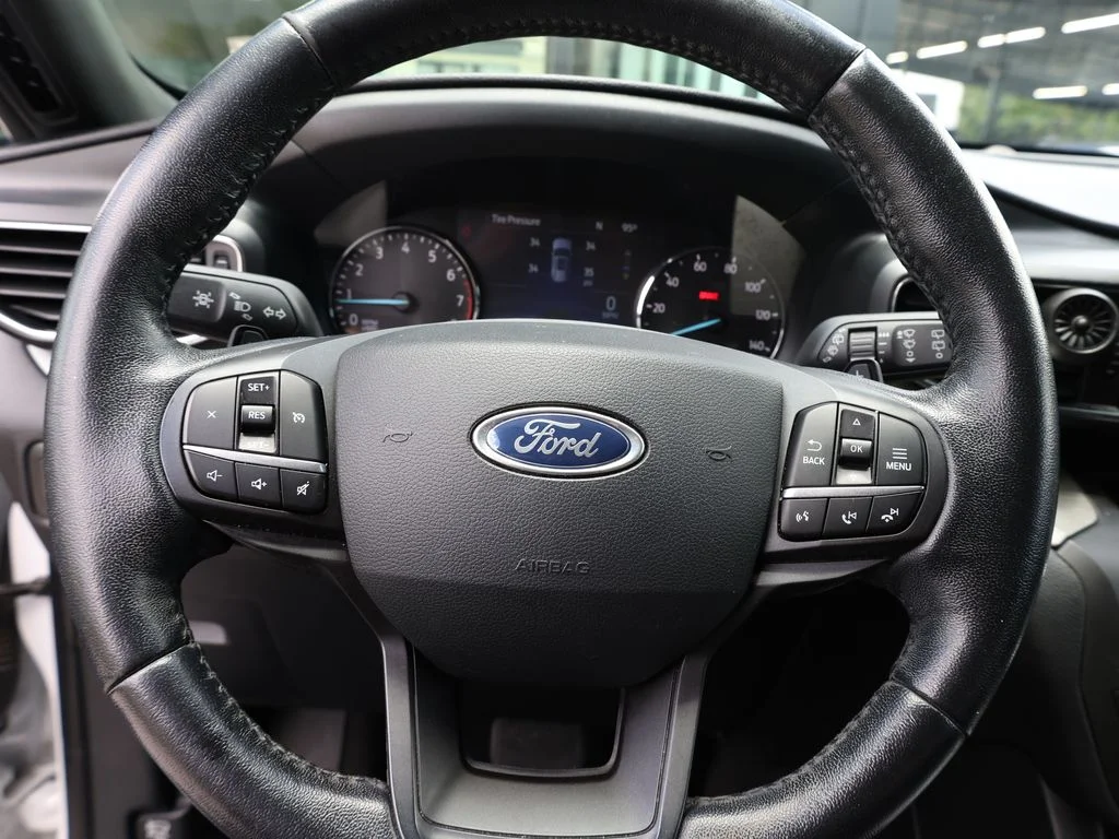 Used 2020 White Ford XLT image 35