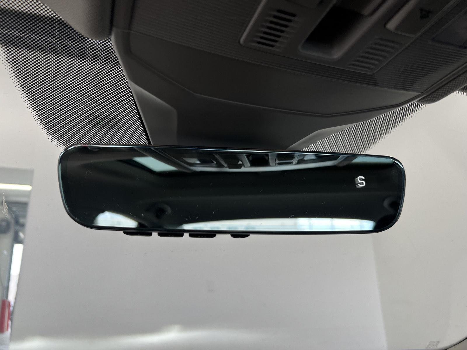 2023 Volkswagen Jetta SE - Photo 23