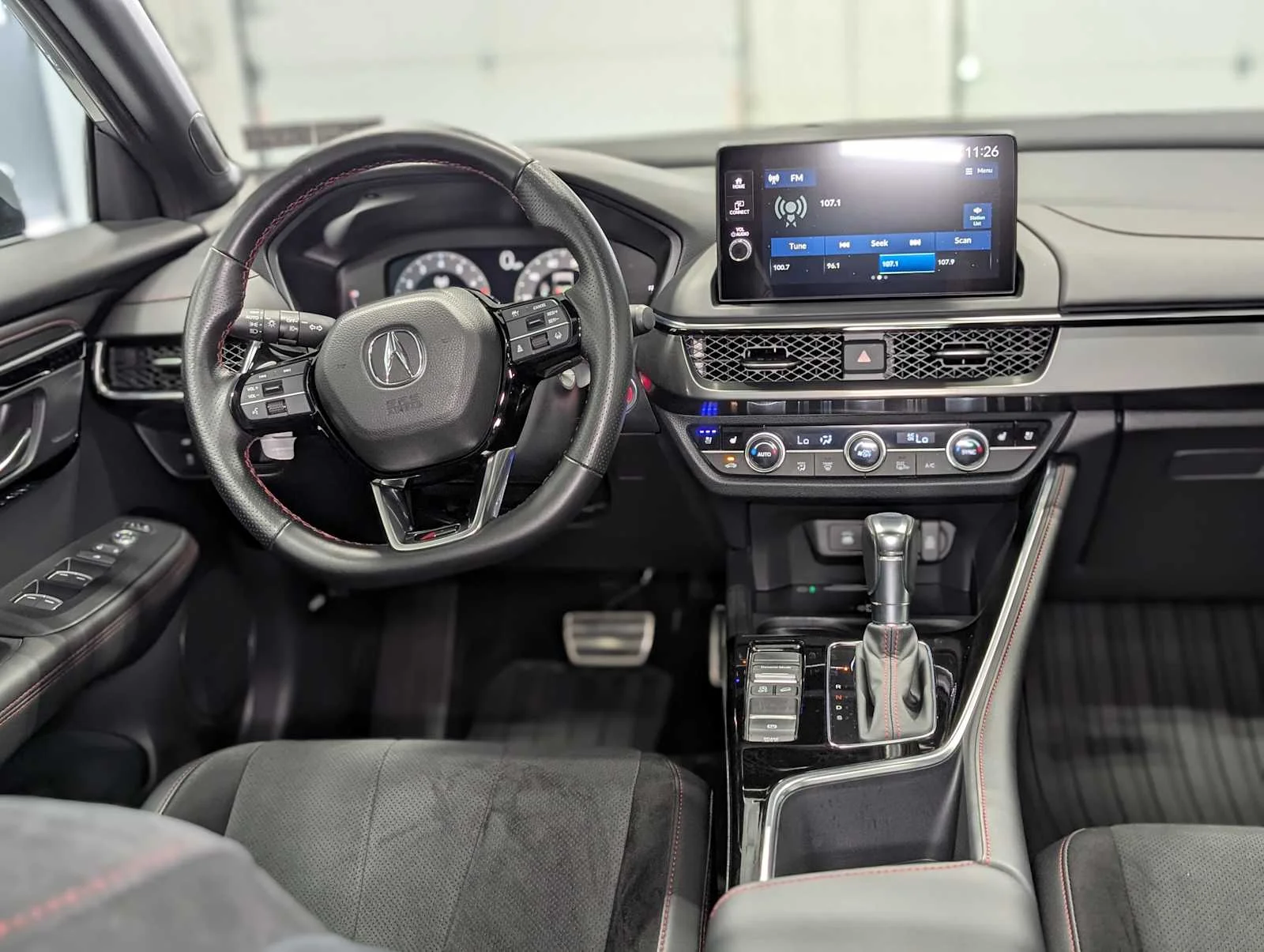 Used 2025 Urban Gray Pearl Acura w/A-Spec Package image 5