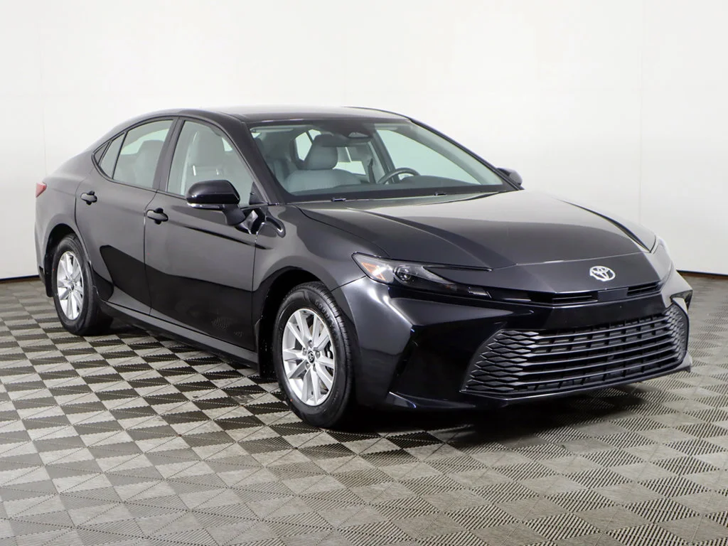 Used 2025 Midnight Black Metallic Toyota LE image 47