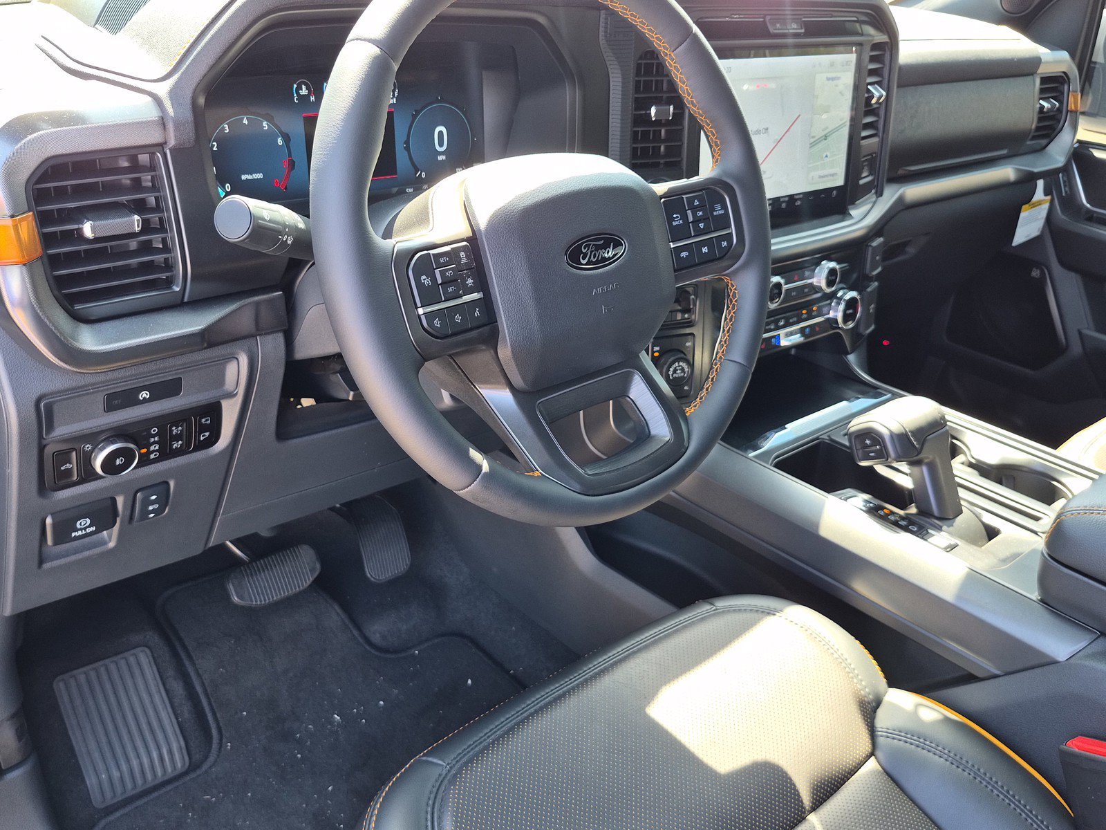 New 2025 Space White Metallic Ford Tremor® image 20