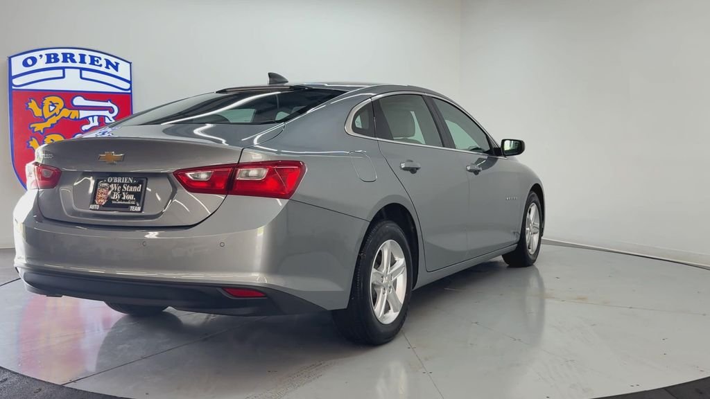 Used 2025 Sterling Gray Metallic Chevrolet LS image 5
