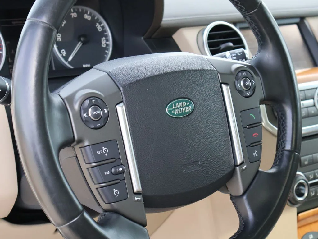 Used 2012  Land Rover HSE image 20