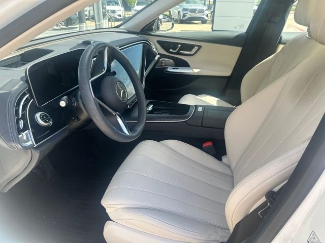 Certified Used 2025 Polar White Mercedes-Benz E 350 image 2