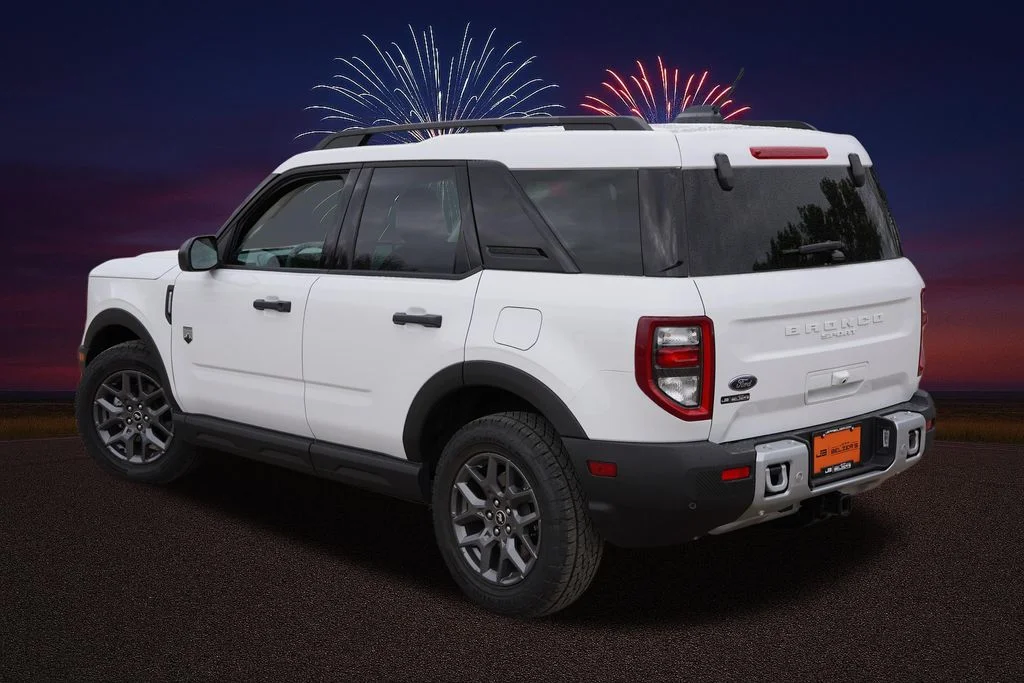 Certified Used 2025 Oxford White Ford Big Bend image 7