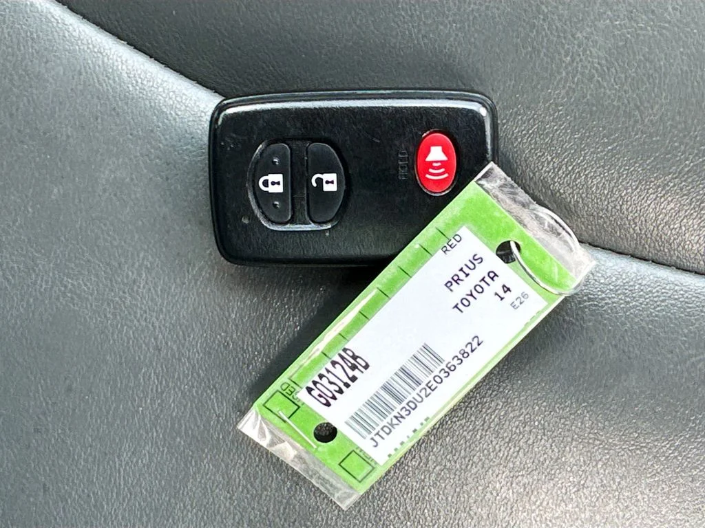 Used 2014 Red Toyota Five image 34