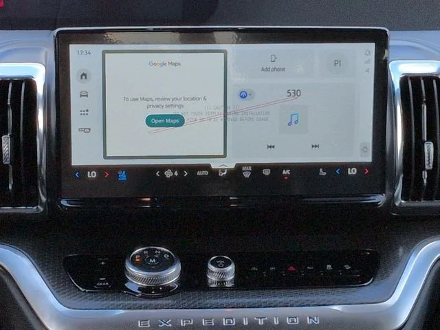 New 2026 Space Silver Metallic Ford Platinum® image 18