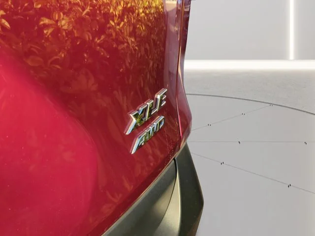 Used 2024 Red Toyota XLE Premium image 10