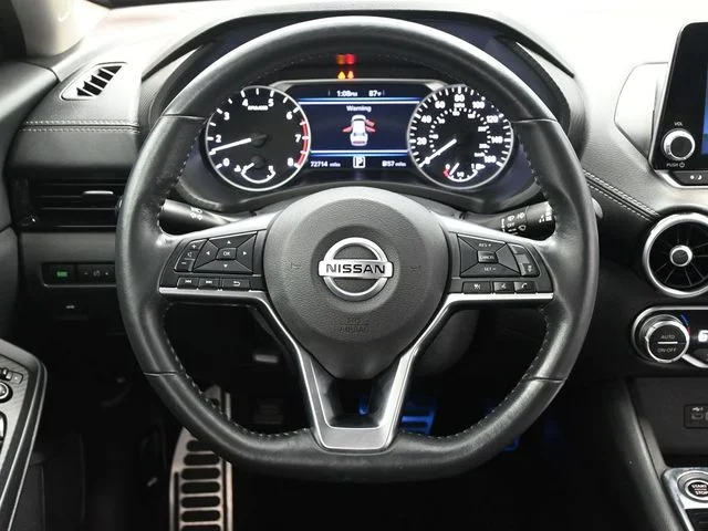 Used 2022 Blue Nissan SV image 24