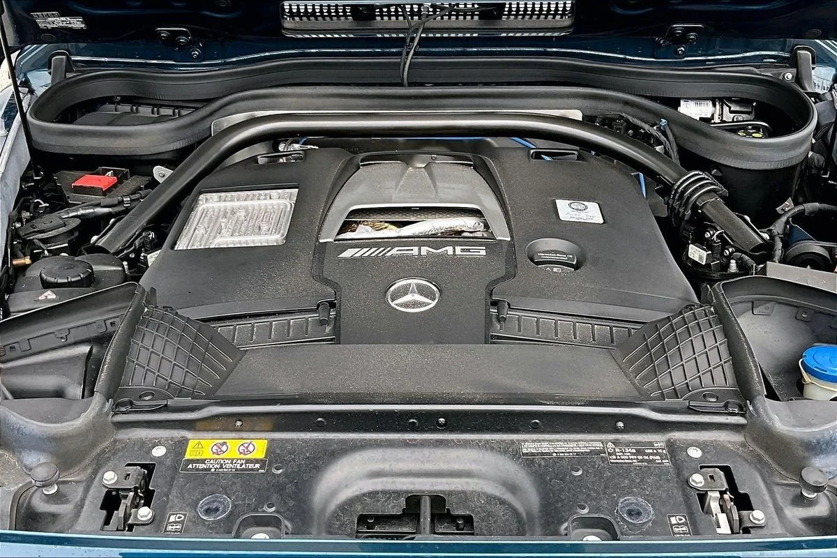 Used 2023 Teal Mercedes-Benz 4MATIC® image 32