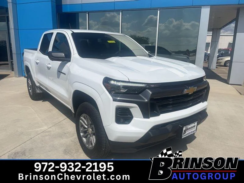 New 2026 Summit White Chevrolet LT image 3