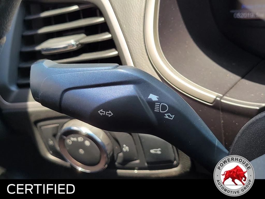 Used 2018 Red Ford SEL image 32