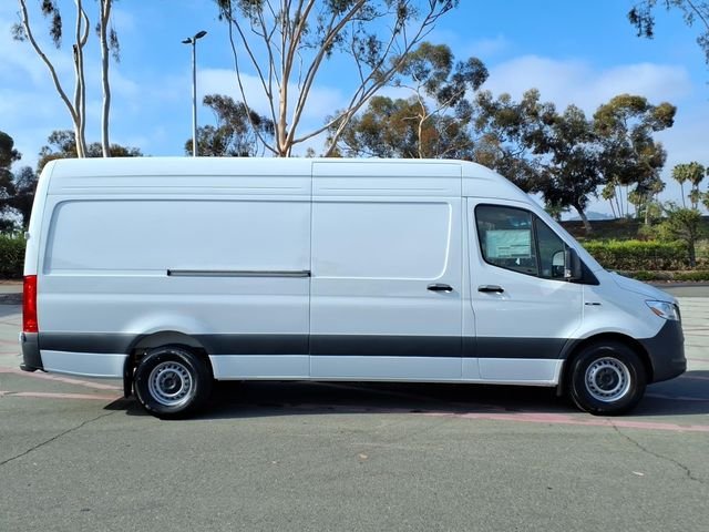 New 2025 White Mercedes-Benz Cargo 170 WB image 22