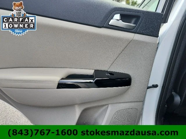 Used 2020 White Kia SX image 16