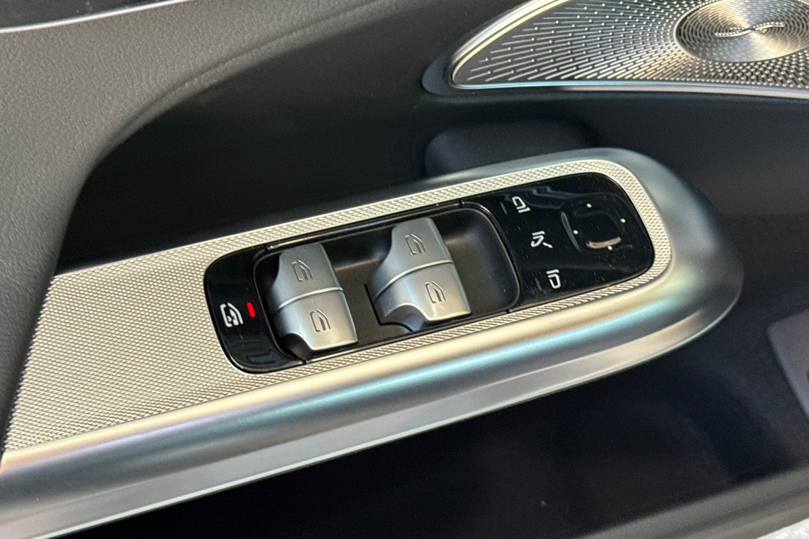 New 2027 Black Mercedes-Benz E 450 image 26