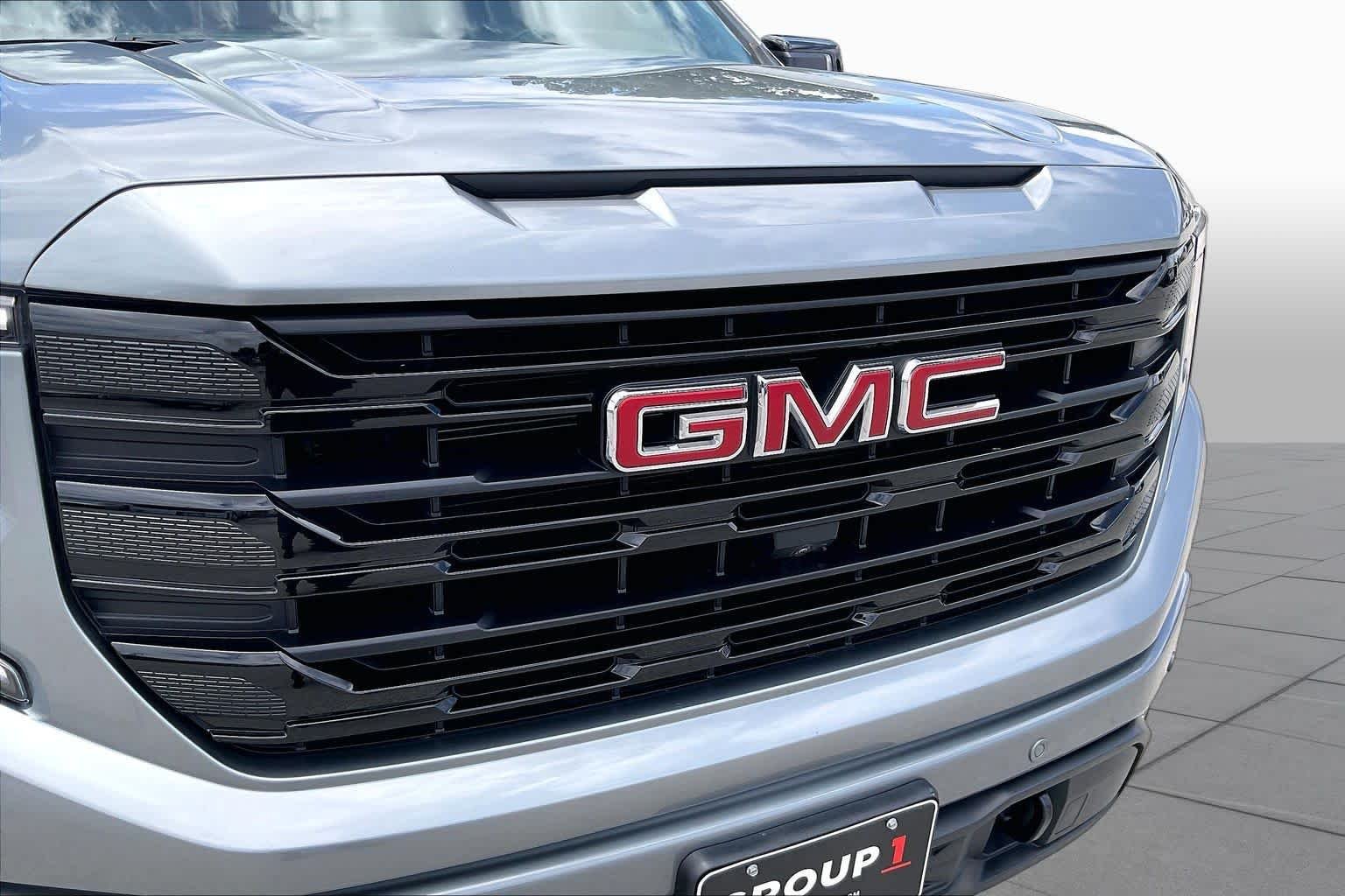 Used 2024 Sterling Metallic GMC Elevation image 30