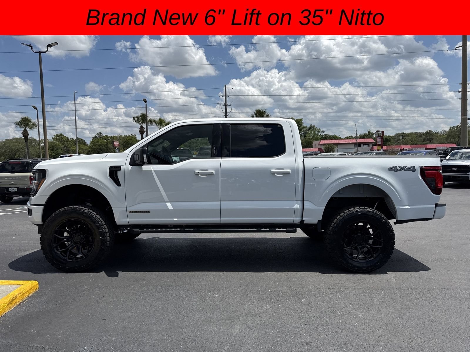 Used 2024 Oxford White Ford XLT image 7